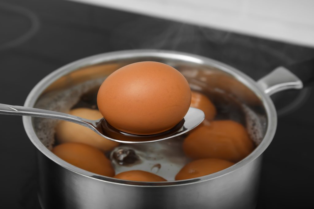 Cara Merebus Telur Biar Matang Sempurna dan Makin Lezat