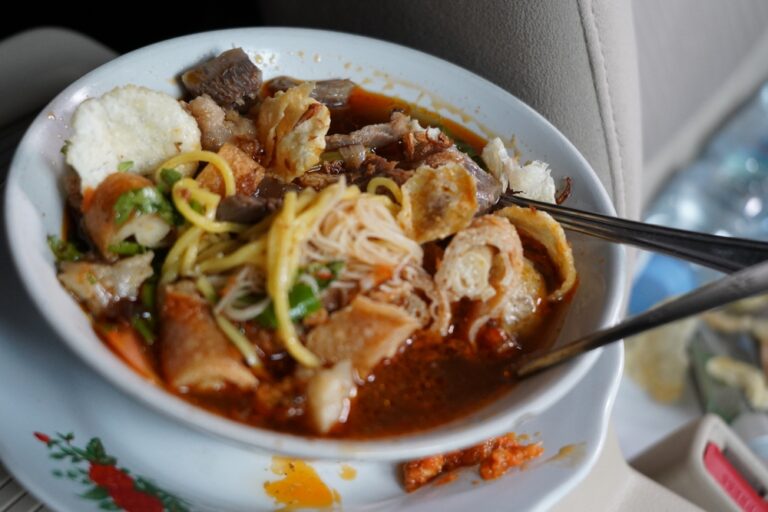 Soto Mie Bogor Hidangan Berkuah Segar Khas Dari Kota Bogor