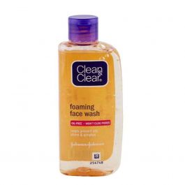 Clean & Clear Essentials Foaming Facial Wash 100 ml